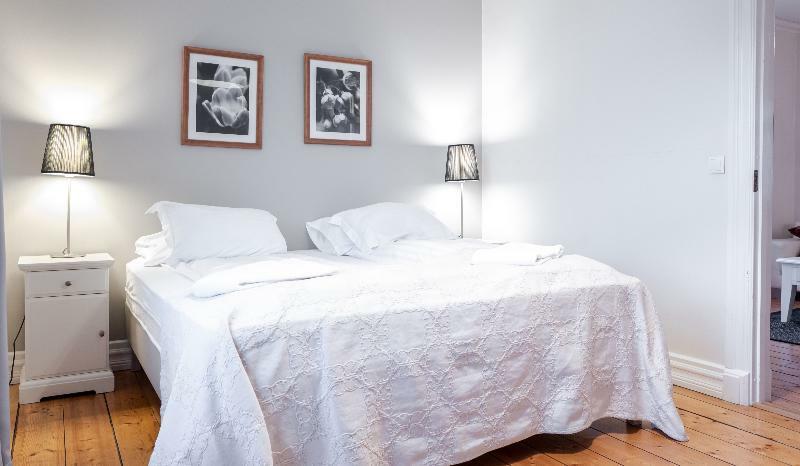 Luna Hotel Apartments Amtmannsstigur Рейкьявик Экстерьер фото