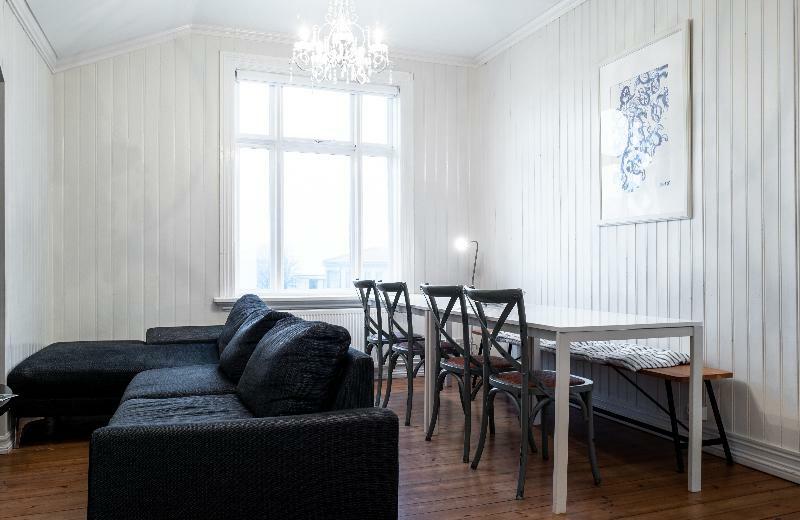 Luna Hotel Apartments Amtmannsstigur Рейкьявик Экстерьер фото